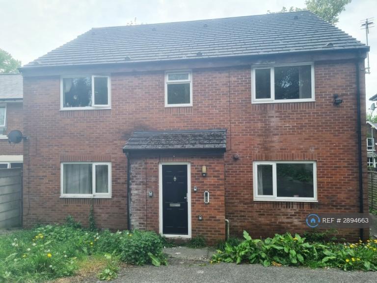 Studio flat in Holborn St, Rochdale, OL11 (#2894663)