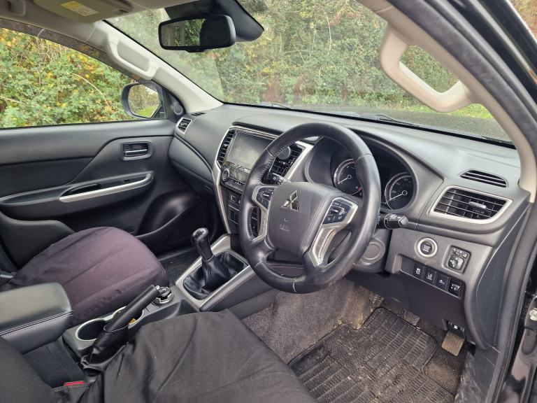 2020 Mitsubishi L200 Black 5 Seat Double Cab  Low 41k  Spares Repairs  7m MOT