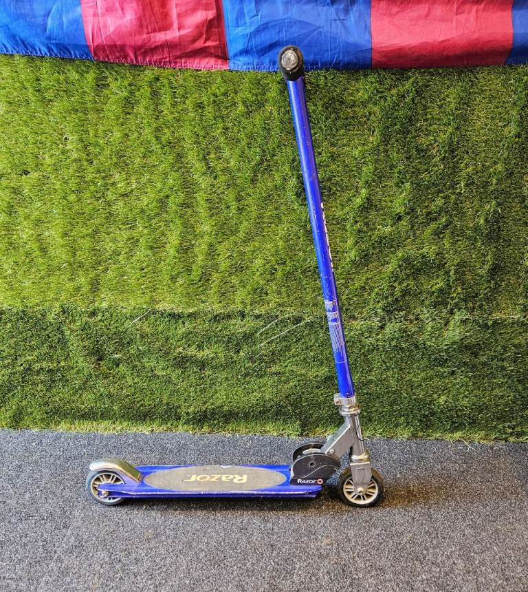 Razor kids scooter