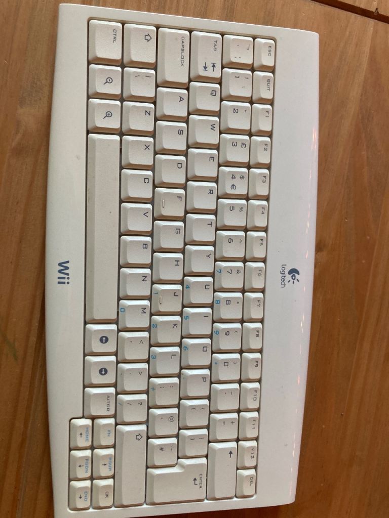 Logitech Wii Wireless Keyboard - Good Condition
