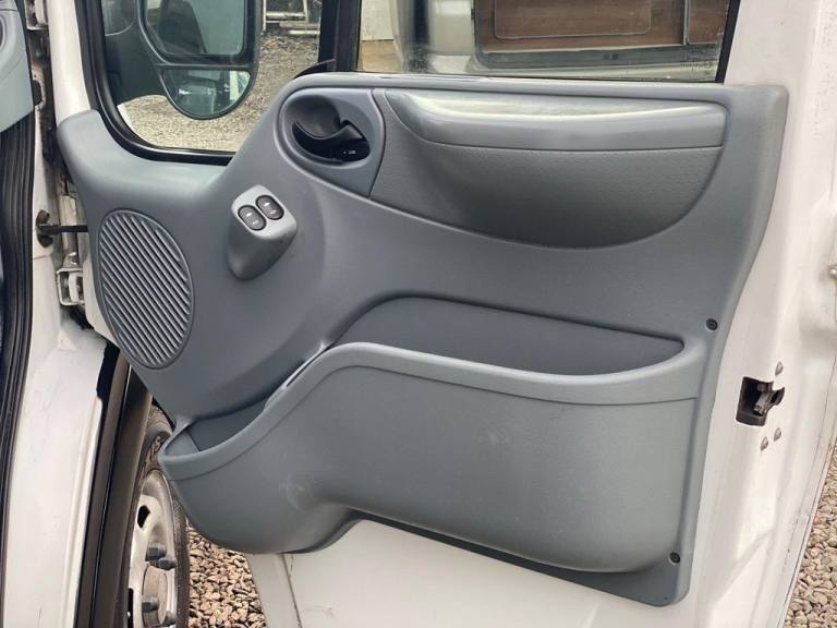 2009 Ford Transit Medium Roof Van TDCi 85ps PANEL VAN DIESEL Manual