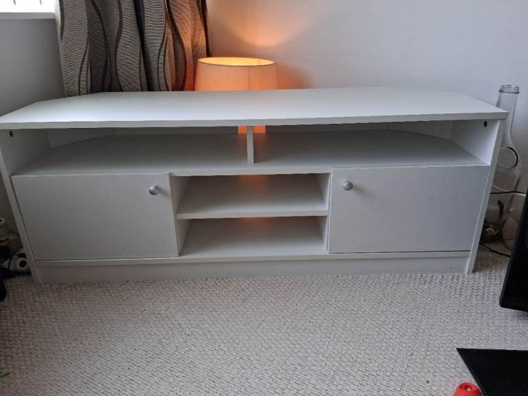 Television table