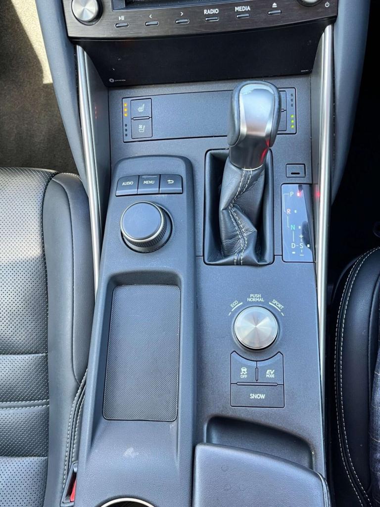 2018 Lexus IS 300h Advance 4dr CVT Auto SALOON PETROL/ELECTRIC Automatic