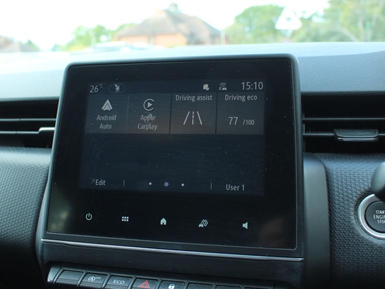 2022 Renault Clio 1.0 TCe Iconic Edition Hatchback 5dr Petrol Manual Euro 6