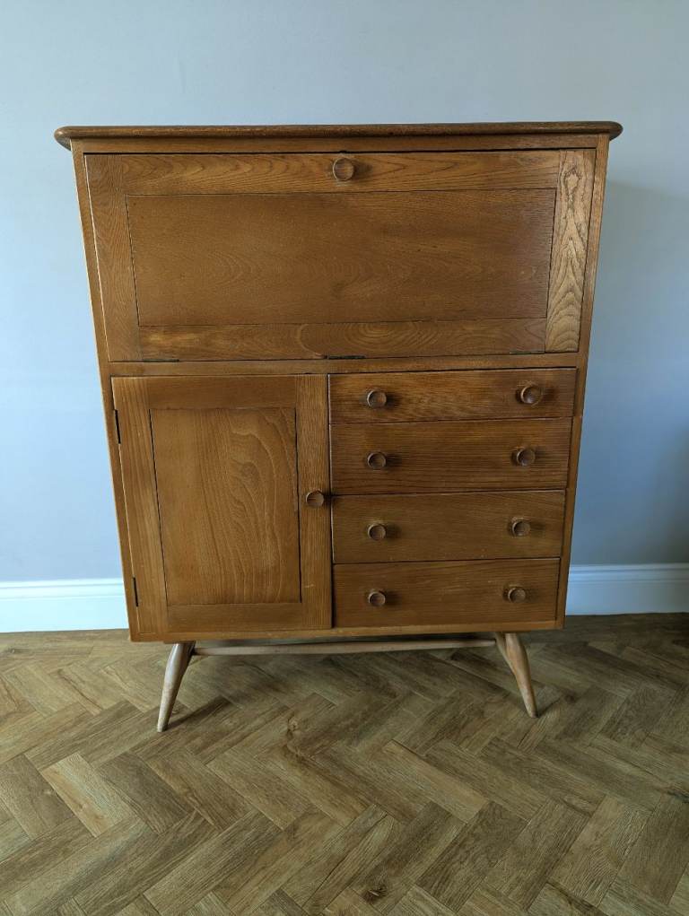 ❤️Lovely Ercol Serving Cabinet (Model 330) Elm &Beech Blue Label