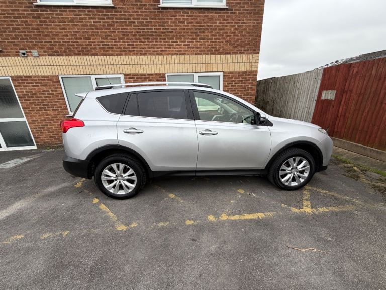 2013  RAV4 Icon 2.2 D-4D (150hp) Silver Incredible Condition for Age & Mileage
