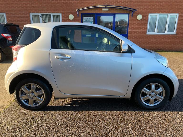 2012 Toyota IQ 1.0 VVT-i 2 Hatchback 3dr Petrol Manual Euro 5 1 OWNER FULL