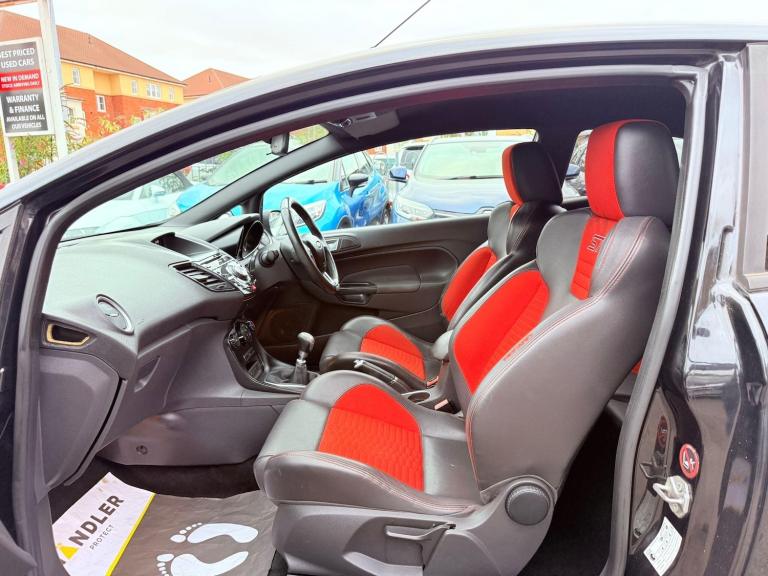 2014 Ford Fiesta 1.6T EcoBoost ST-2 Euro 5 3dr HATCHBACK Petrol Manual