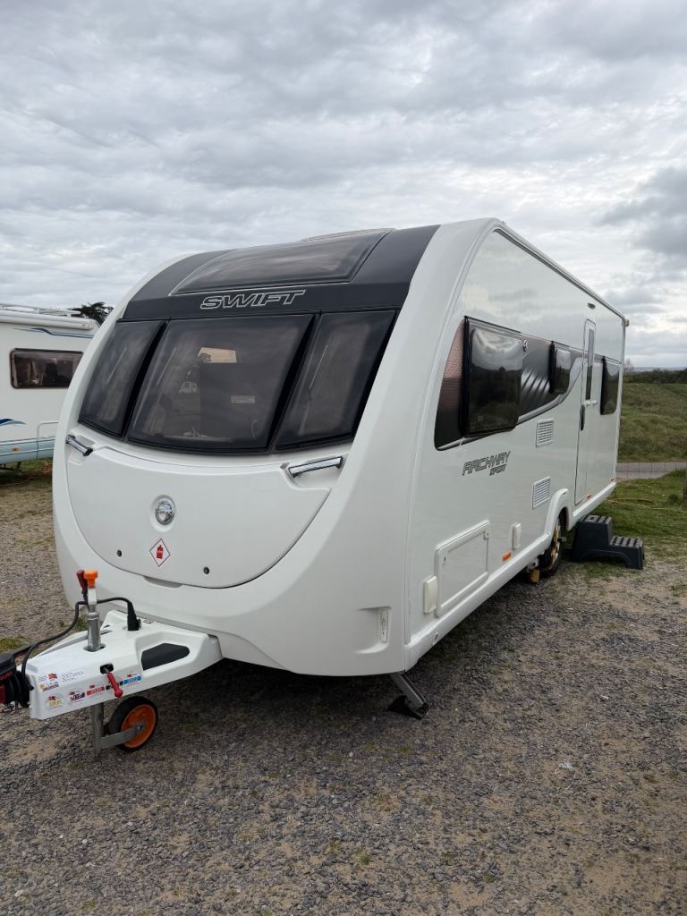 swift archway sport cottingham  6 berth caravan 2018