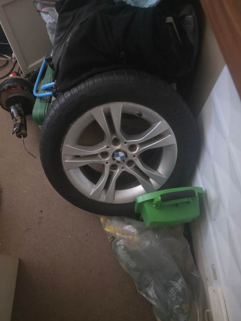 Alloy and tyre