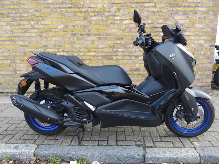 YAMAHA XMAX 125 X-MAX 2025 BLACK 1 OWNER
