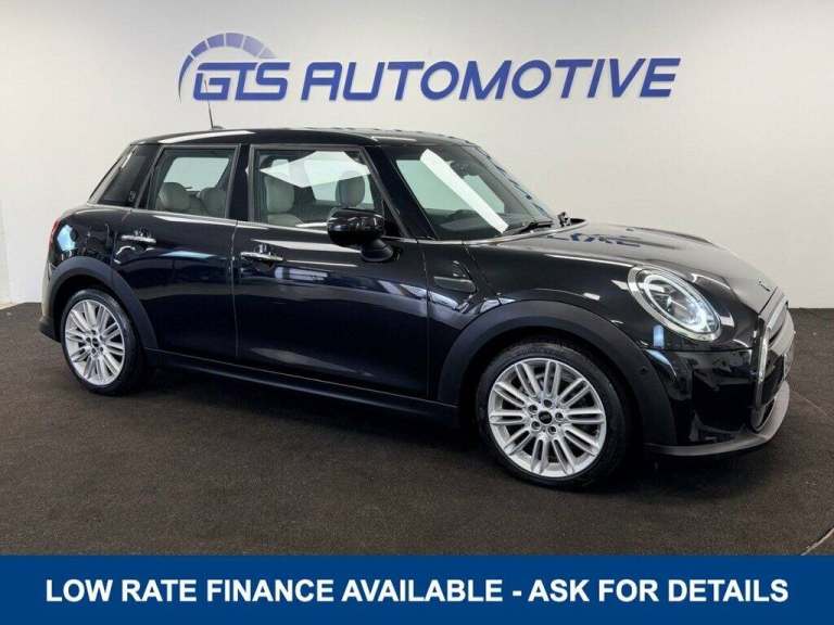 2022 MINI Hatch 1.5 COOPER EXCLUSIVE FIVE DOOR 135 BHP + HEATED LEATHER + APPLE PLAY + CAME Hatch...