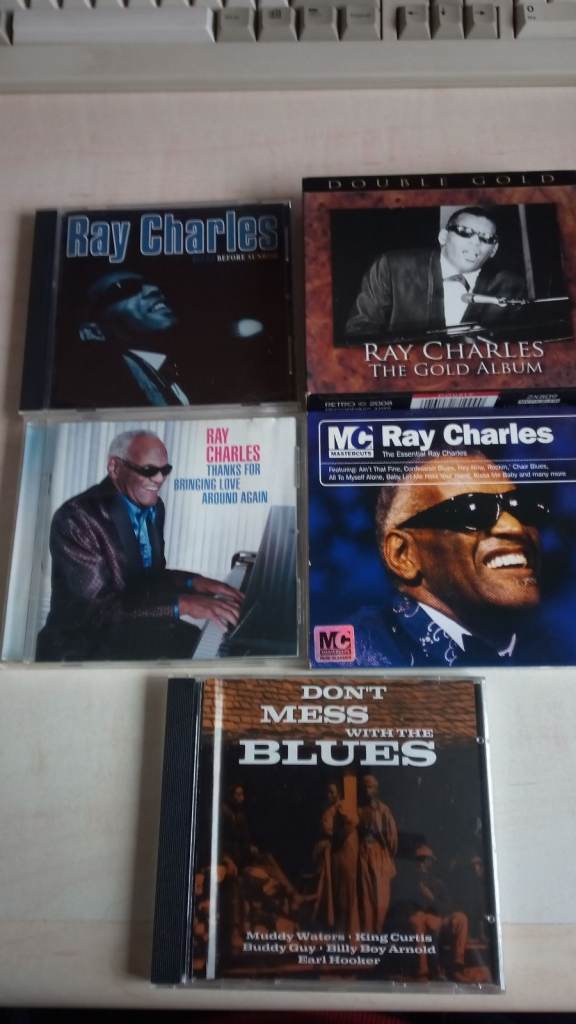 *REDUCED* 5 Blues CD's. Ray Charles Blues Bundle. Plus Don't Mess with the Blues, Various Artists.