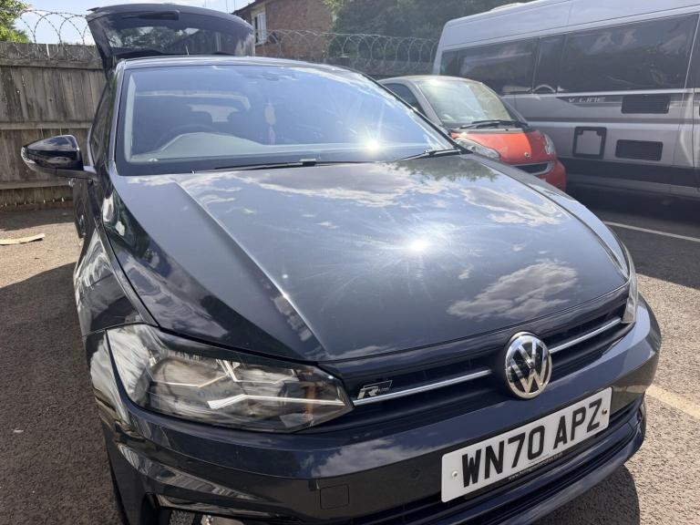 VOLKSWAGEN POLO 1.0 TSI R-Line 2020
