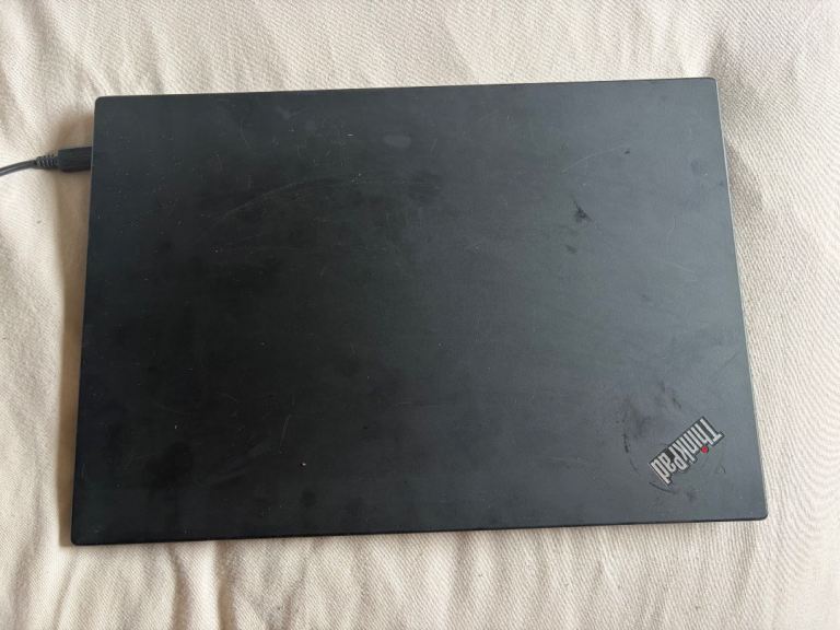Lenovo ThinkPad Laptop with Windows 11 – Good Condition