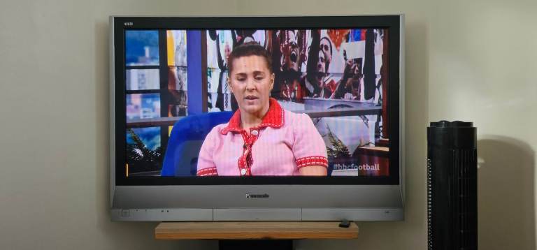 Panasonic 37 inch tv