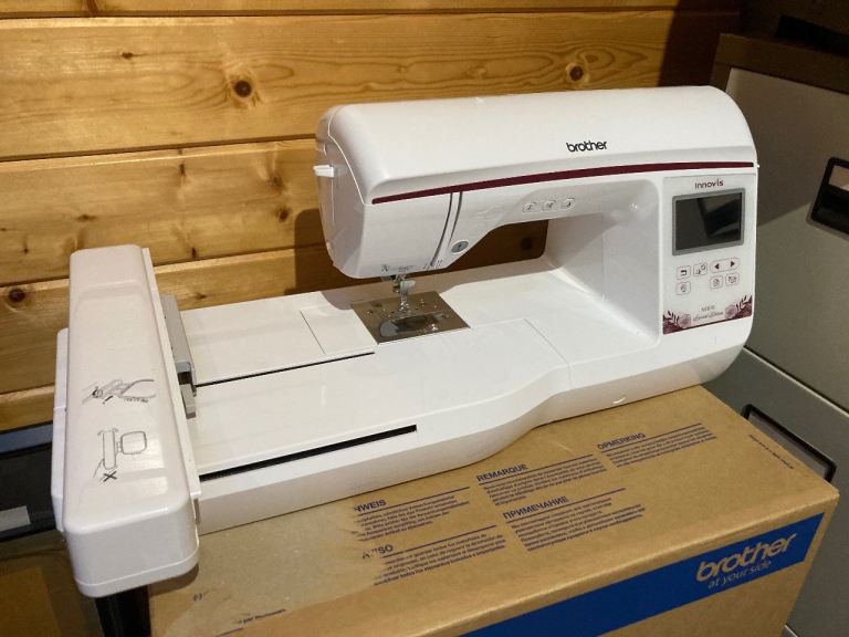 Brand new Brother Innov-is NV870 embroidery machine and materials
