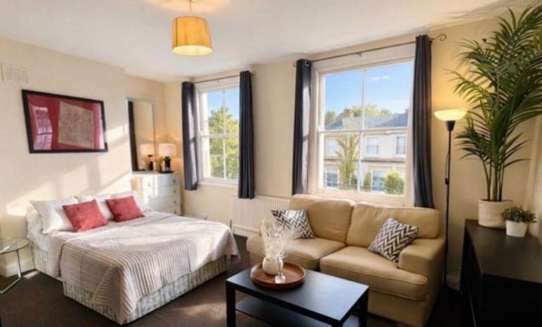 Spasious Double Room, bills included