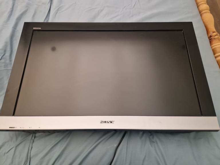 Sony Bravia 32” LCD TV – Working with Remote