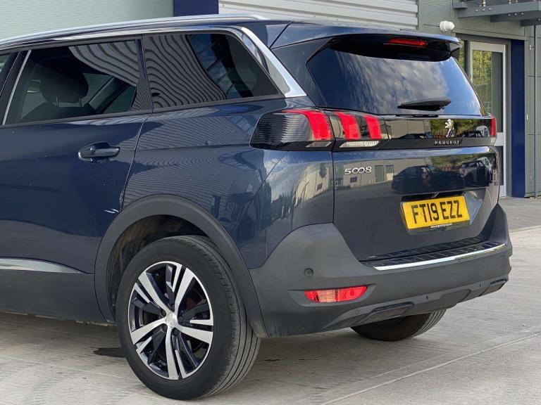 PEUGEOT 5008 1.2 PURETECH ALLURE EURO 6 5DR 2019 [19] BLUE