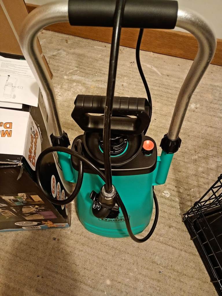 Muddy daddy 12 litre dog washer 