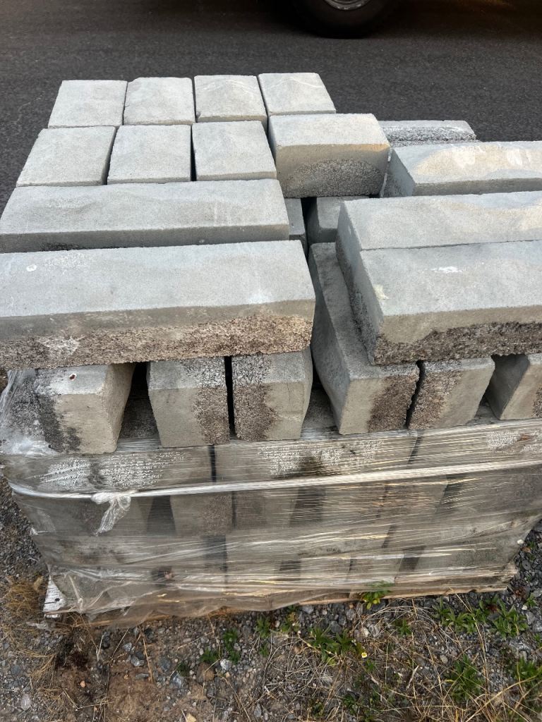 Stone blocks 