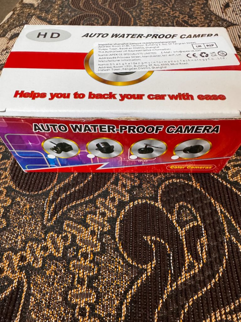 Auto waterproof reverse camera 