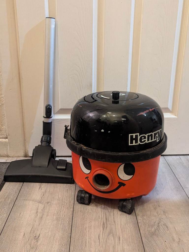 Numatic Henry Vacuum Cleaner Red Motor Head Tub Wand Floor Tool Working