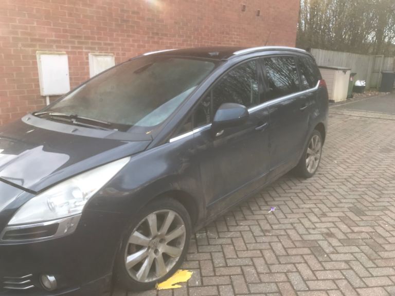 Peugeot, 5008, MPV, 2013, Manual, 1997 (cc), 5 doors