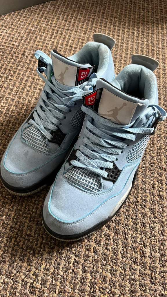 Jordan 4 University Blue