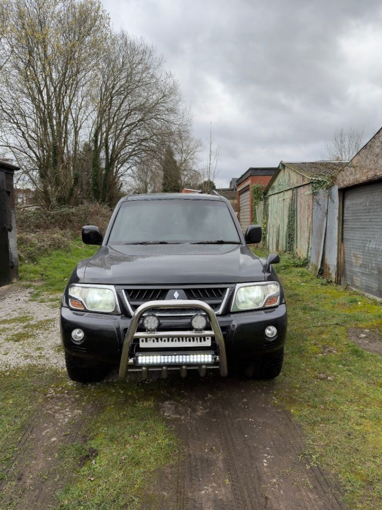 Mitsubishi, SHOGUN, Estate, 2004, Other, 3200 (cc), 5 doors