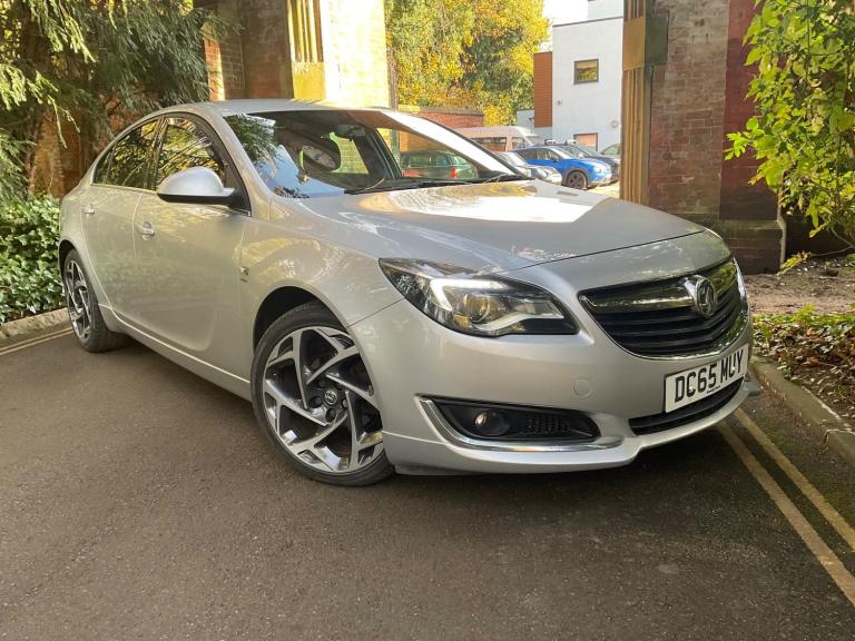 2015 Vauxhall Insignia 1.6 CDTi SRi Vx-line Nav 5dr [Start Stop] HATCHBACK DIESEL Manual