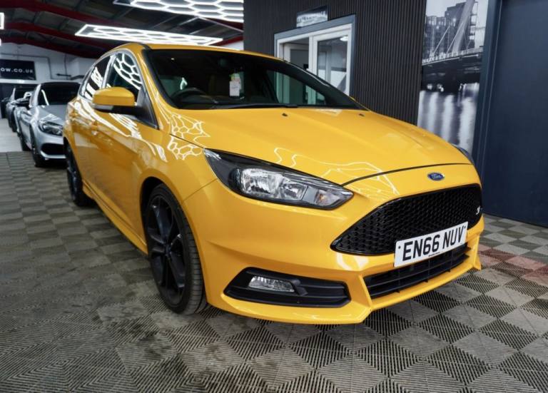 2016 Ford Focus 2.0T EcoBoost ST-2 5dr HATCHBACK PETROL Manual