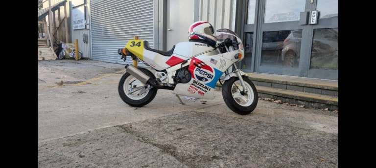 1986 Suzuki RB50 500gp Pepsi replica Super Sports Petrol Manual