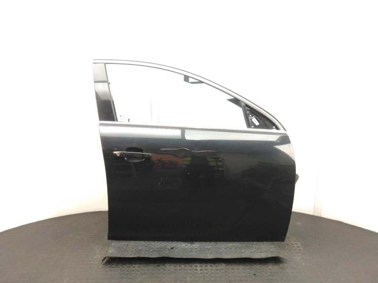Vauxhall Insignia Right Front Door O/S 2008-2017 Black 5 Door Hatchback 22796396