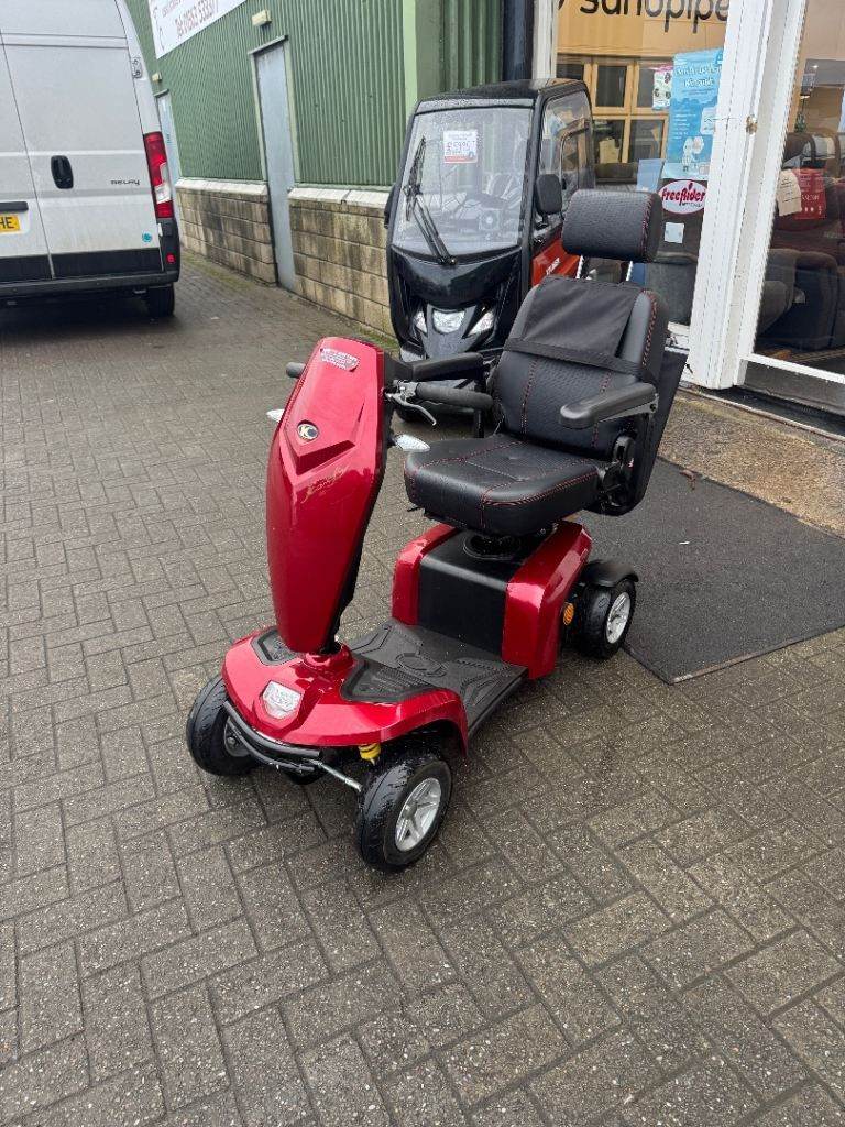 Pre-owned Kymco Komfy!  Absolute Bargain £795.00