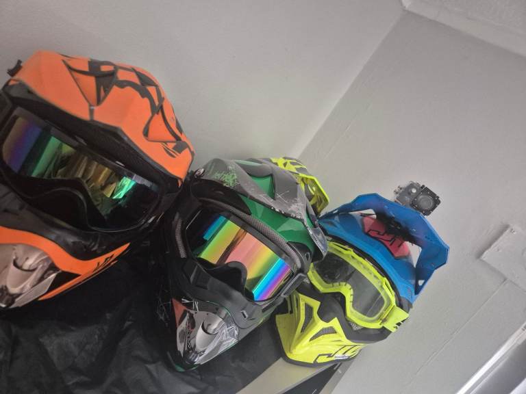 ALL FOR SALE PLUS GO PRO TYPE CAMERA 
