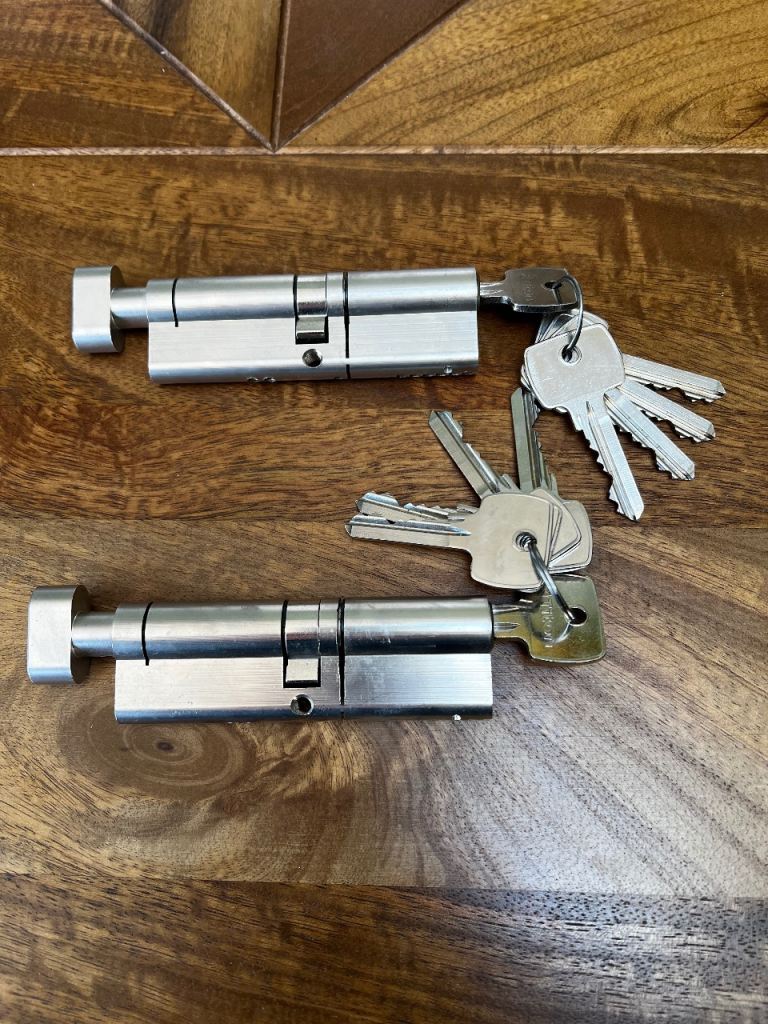 Pair of door locks 