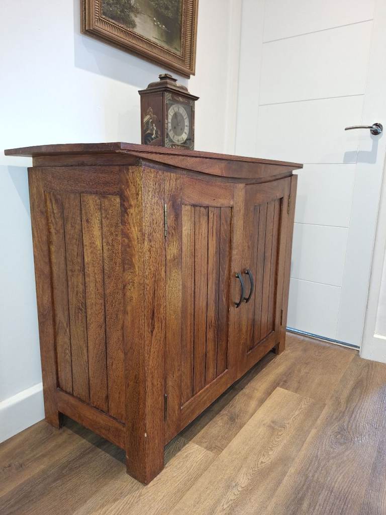 Solid wood cabinet