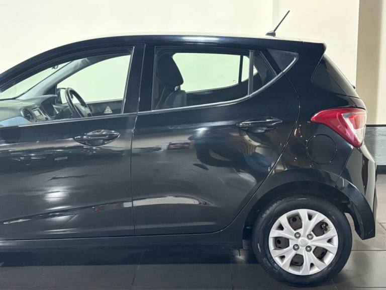 2014 Hyundai i10 1.0 SE 5dr HATCHBACK PETROL Manual