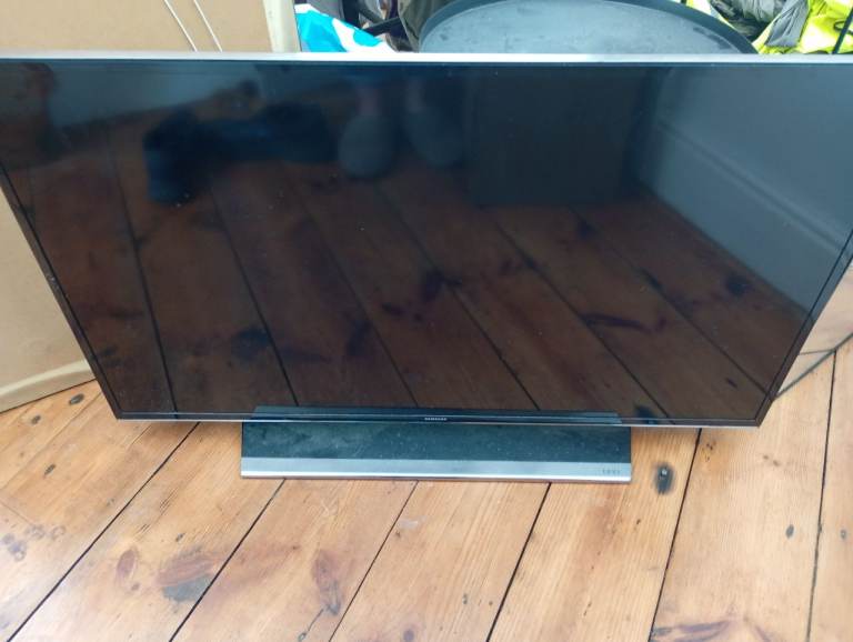 Flat Screen TV - Good Condition