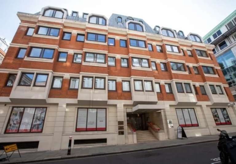 *Blackfriars* Private Serviced Offices: Units from 4 to 40 desks for rent EC4