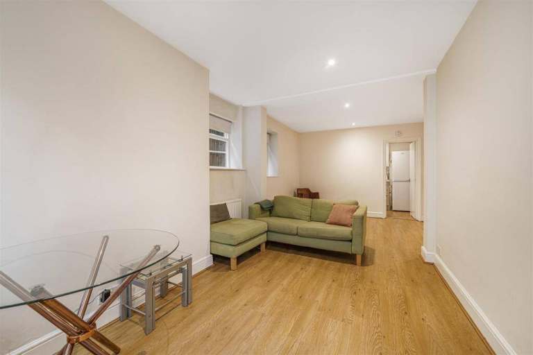 LOVELY STUDIO APARTMENT 