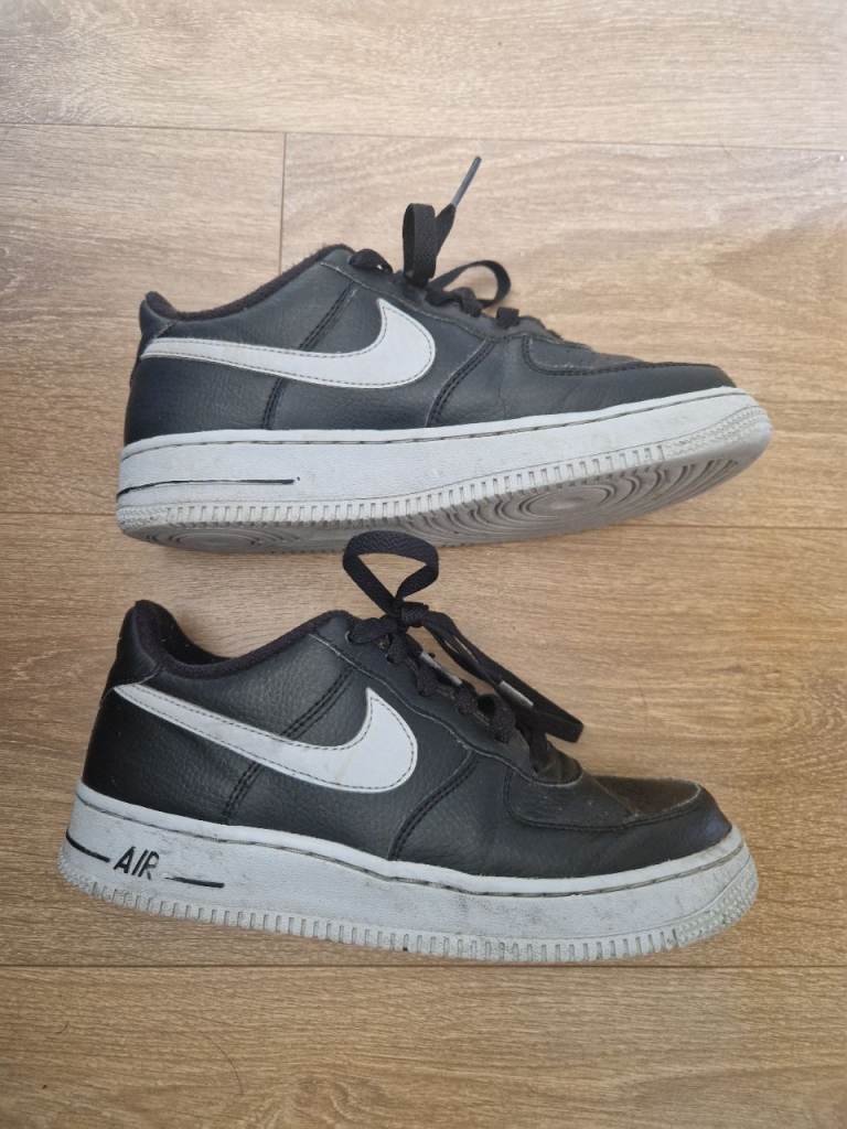 Nike Air Force 1 Black & Grey Trainers Size 4.5 