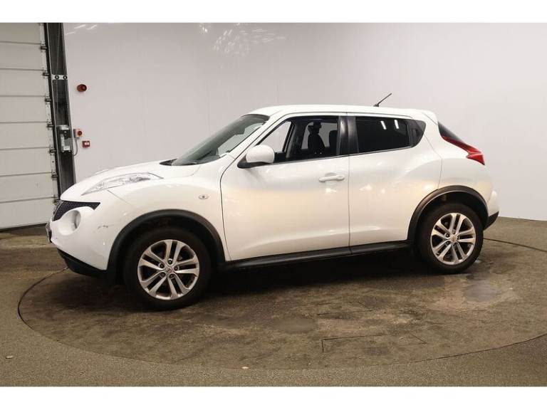2013 Nissan Juke 1.6 Acenta 5dr [Premium Pack] HATCHBACK PETROL Manual