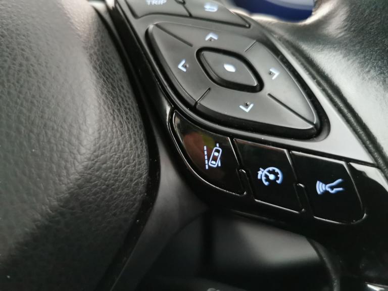 2020 Toyota C-HR 1.8 Hybrid Dynamic 5dr CVT HATCHBACK PETROL/ELECTRIC Automatic