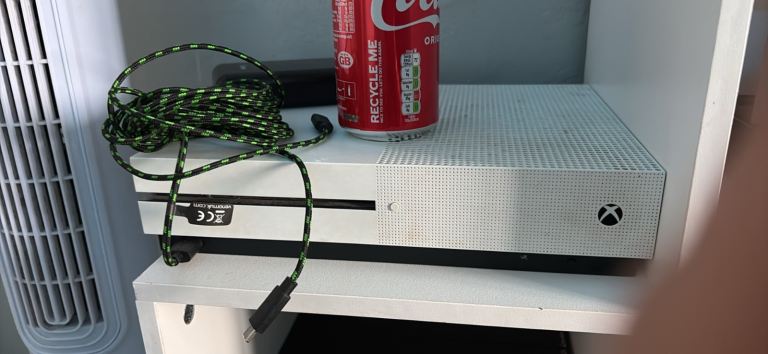 Xbox One S