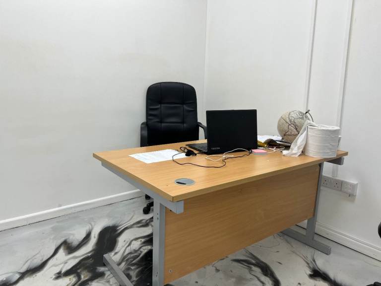 Serviced Offices Available for rent High Road Ilford at affordable rent. Rent Reduced.