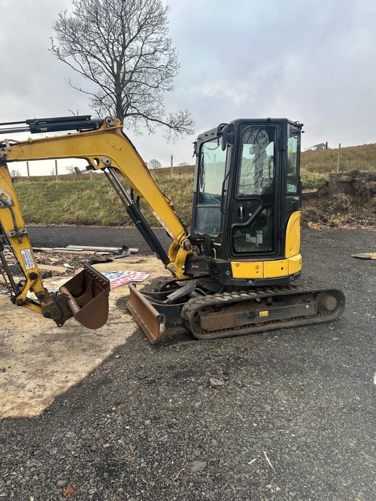 Digger (yanmar 3ton 2021)