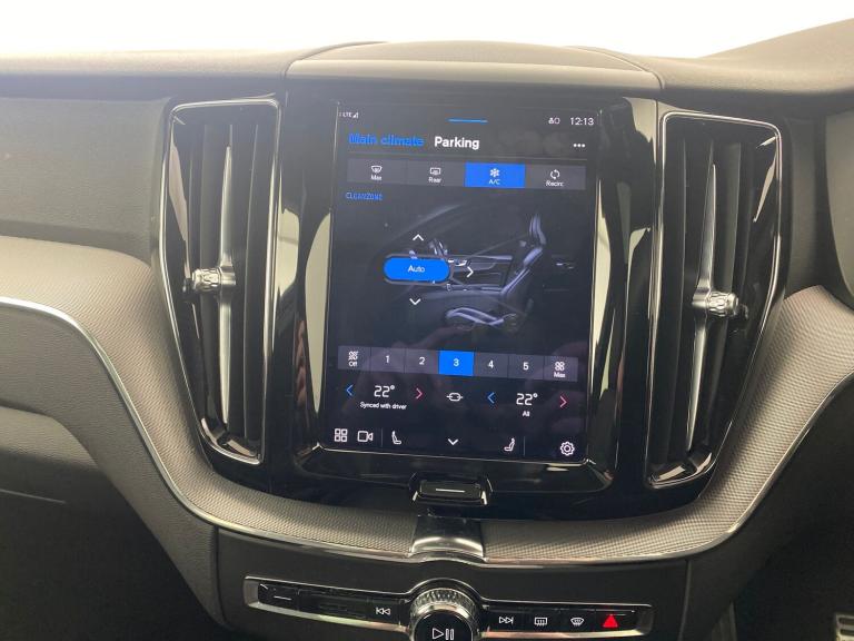 2021 Volvo XC60 2.0 T6 Recharge PHEV R DESIGN 5dr AWD Auto ESTATE PETROL/ELECTRIC Automatic